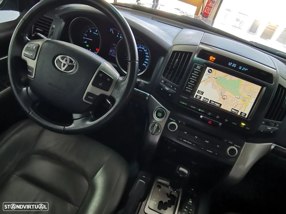 Toyota Land Cruiser 4.5 D-4D V8 - 7