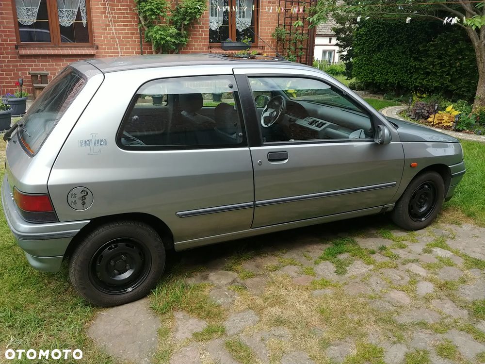 Renault Clio 1.2 RN - 4