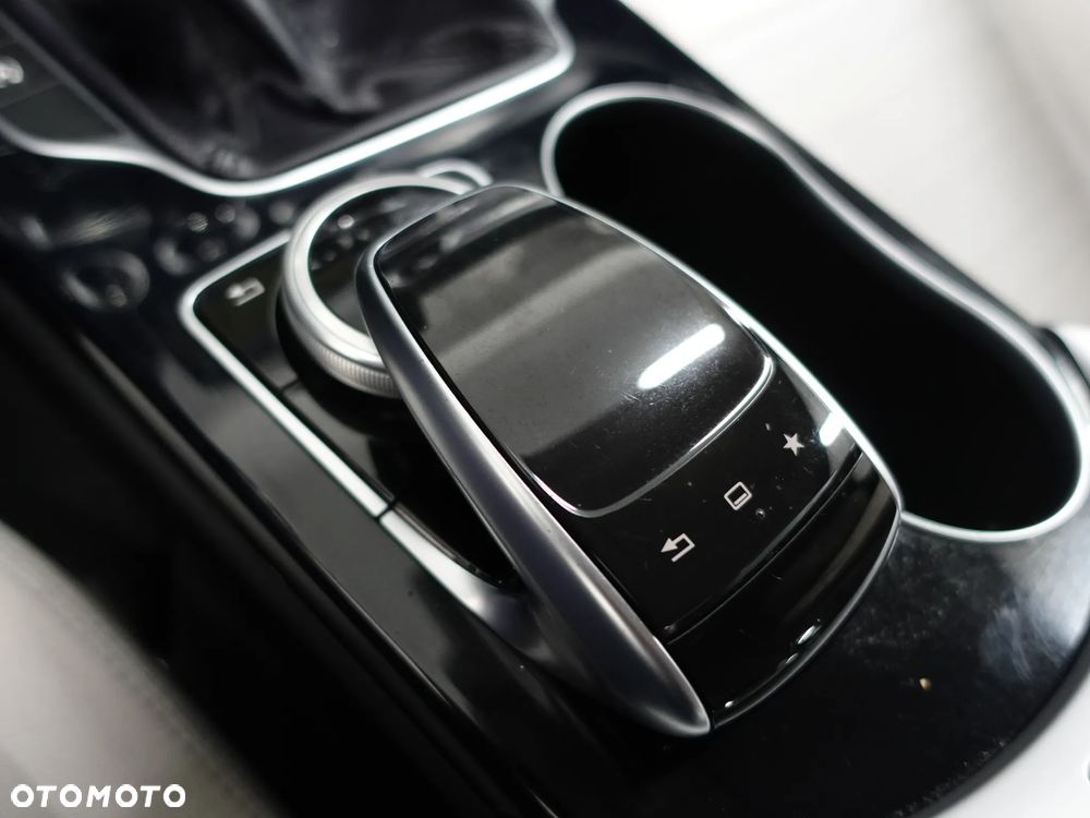 Mercedes-Benz Klasa C 180 (BlueTEC) d - 36