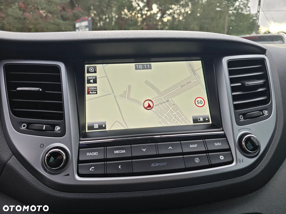 Hyundai Tucson 1.7 CRDI BlueDrive Style 2WD - 21