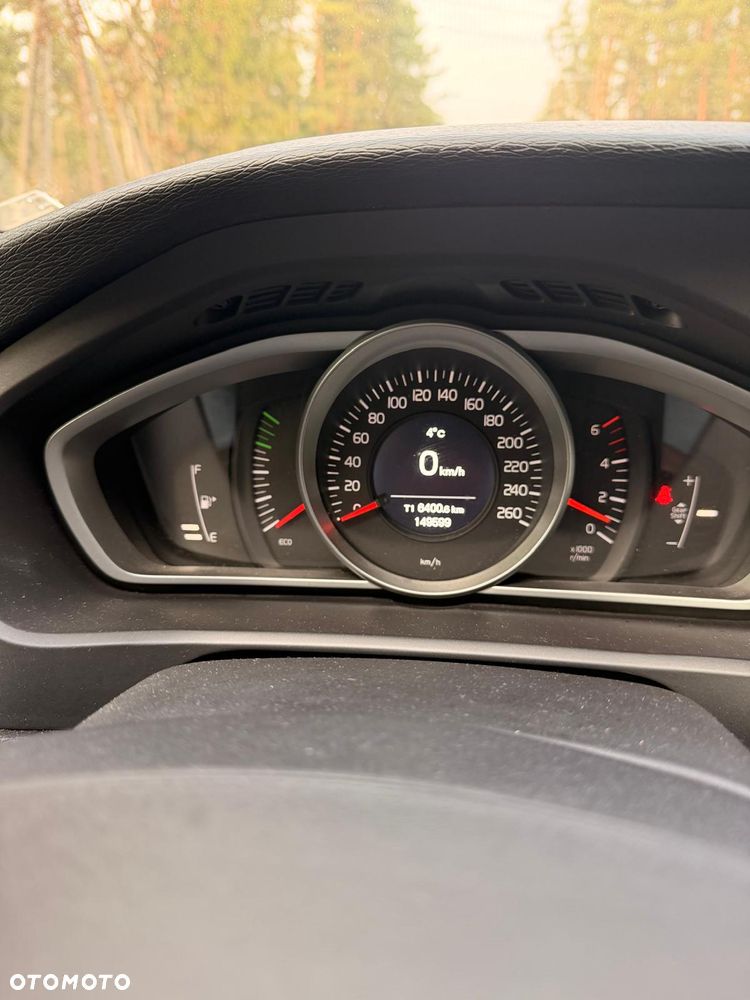 Volvo V40 D2 Drive-E Base - 11