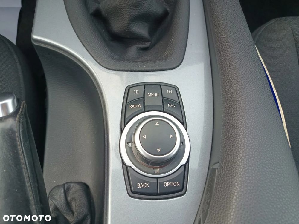 BMW Seria 5 520i - 15