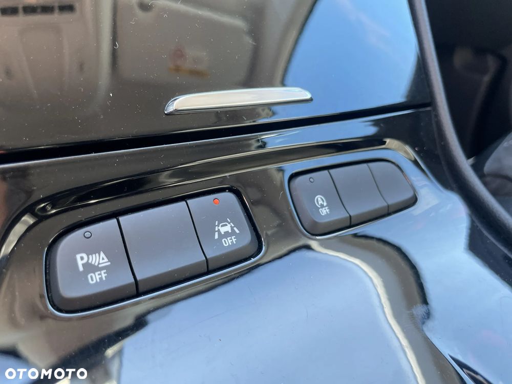 Opel Grandland X - 17