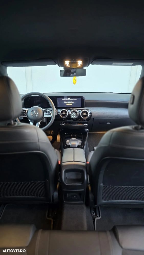 Mercedes-Benz A 180 d 8G-DCT - 16