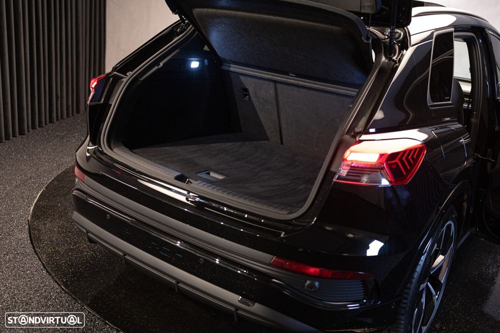 Audi Q4 e-tron 40 - 41