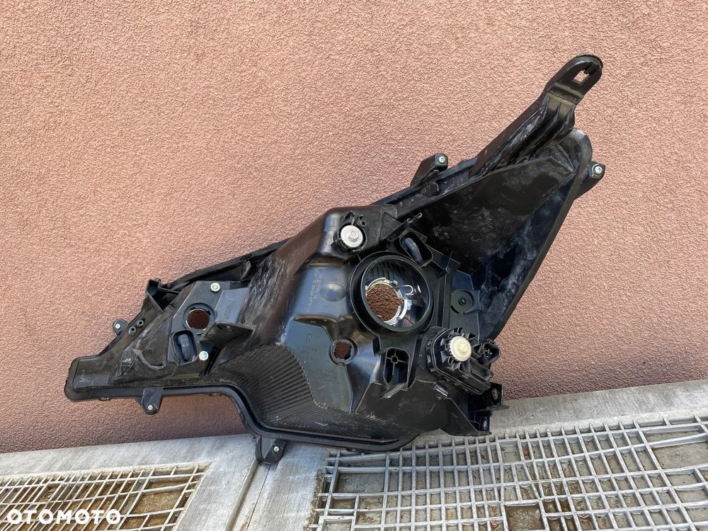 lampa space star II lift III prawa eu cała - 3