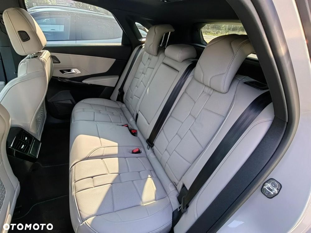 DS Automobiles DS 7 Crossback - 15