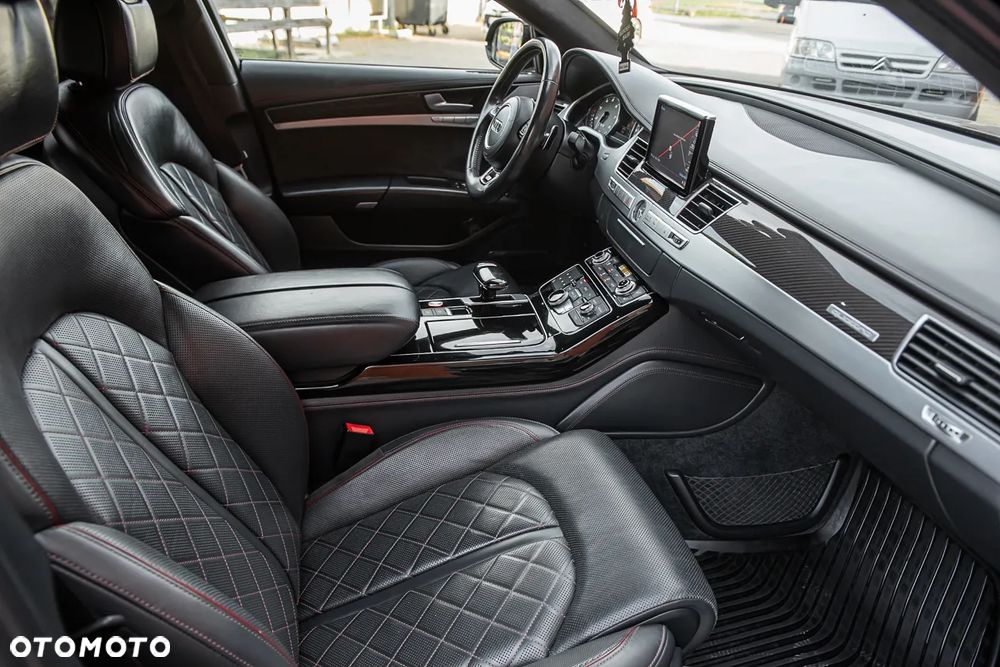 Audi S8 Plus 4.0 TFSI Quattro - 36