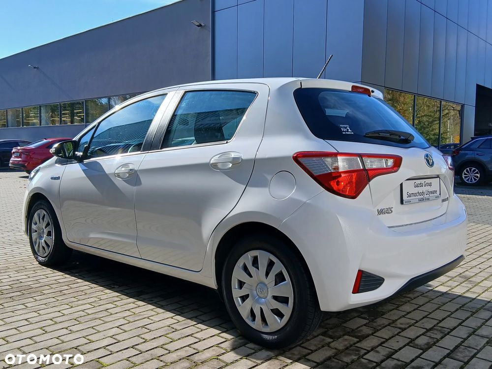 Toyota Yaris - 8