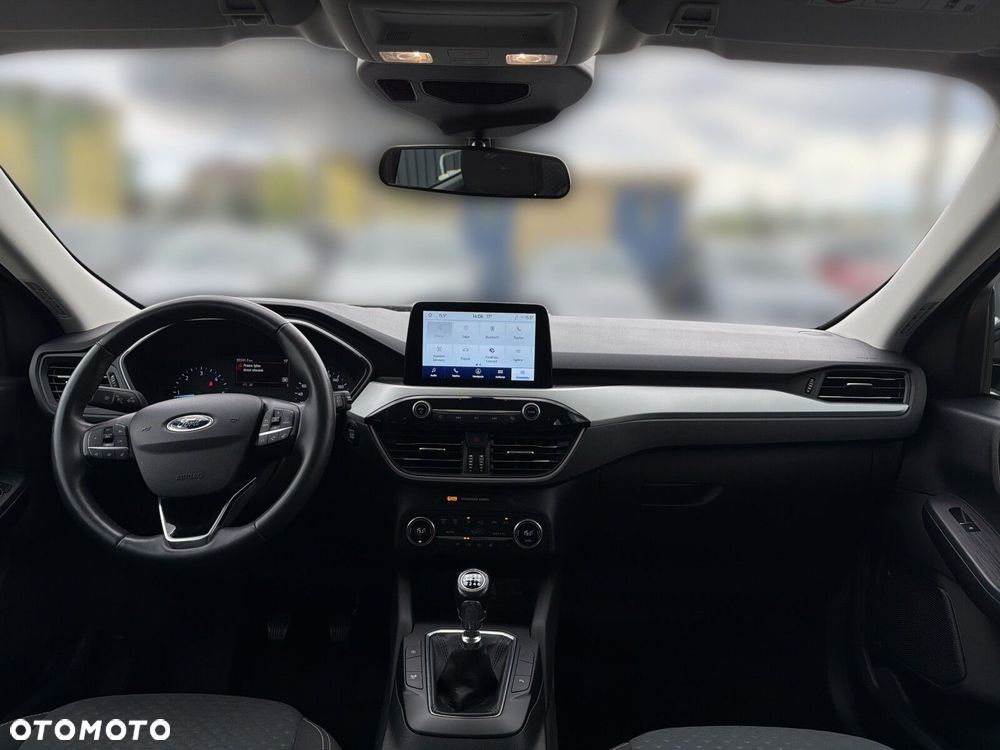 Ford Kuga - 36