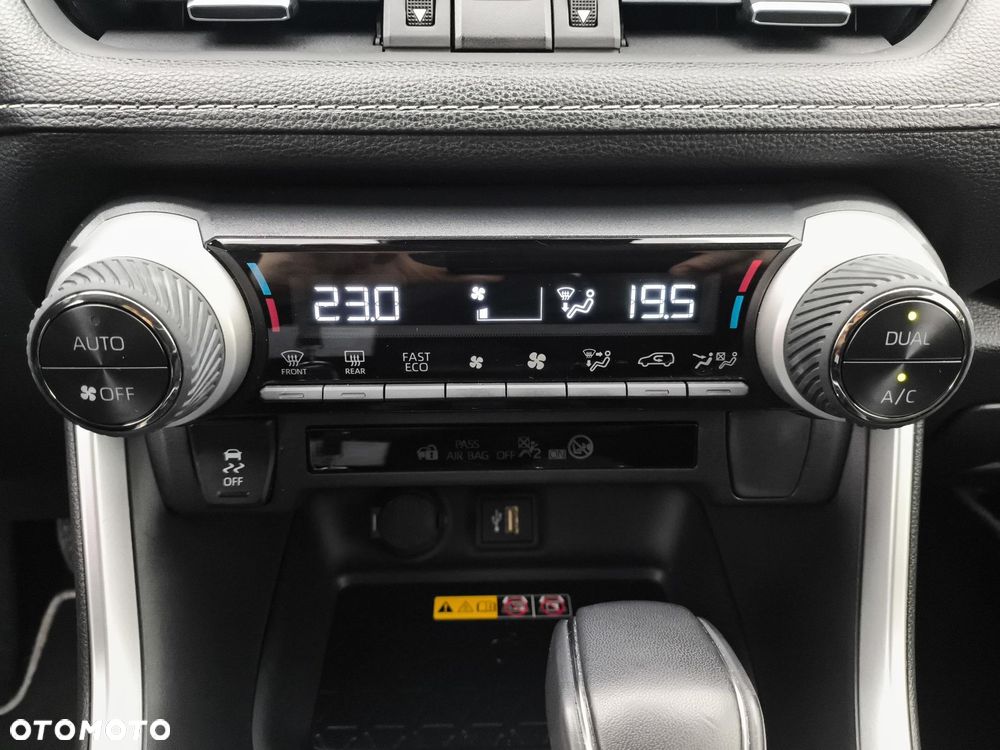 Toyota RAV4 - 25