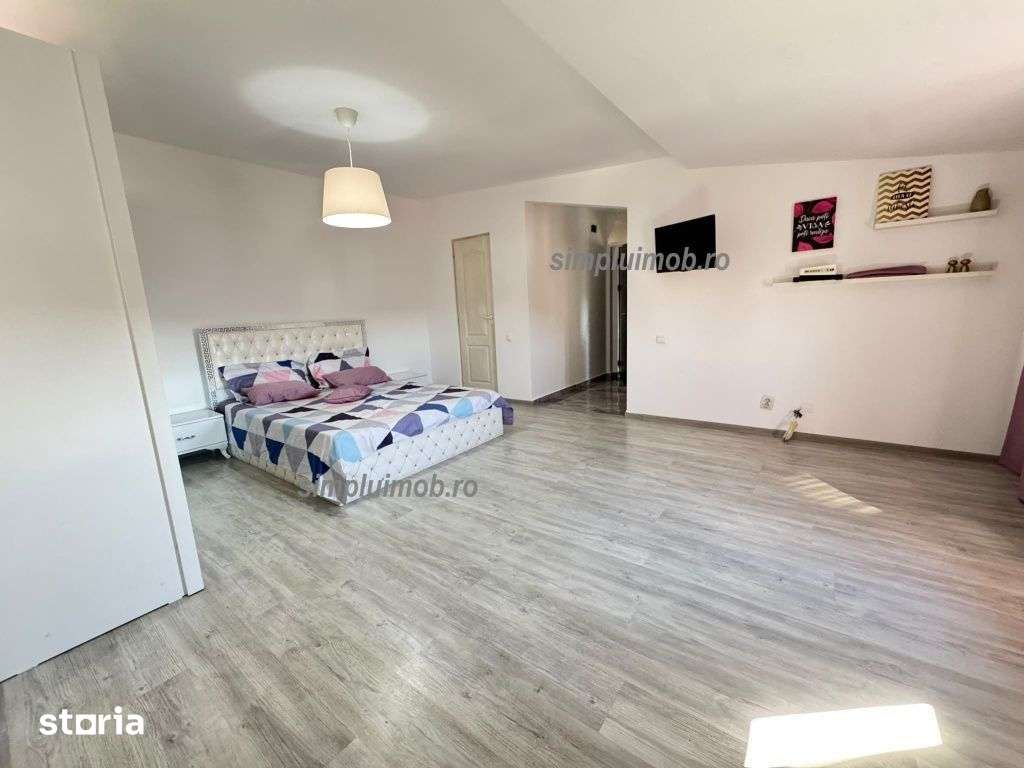 Ocazie Garsoniera Spatioasa Trapezului - Imagine principală: 4/8