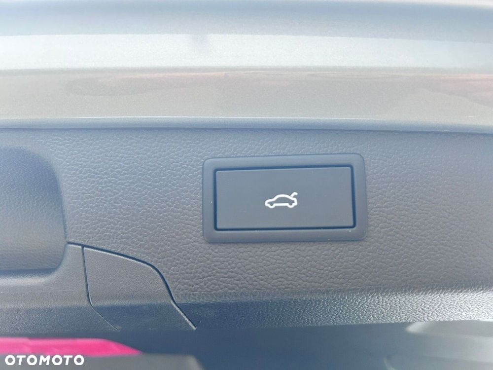 Volkswagen Passat - 33