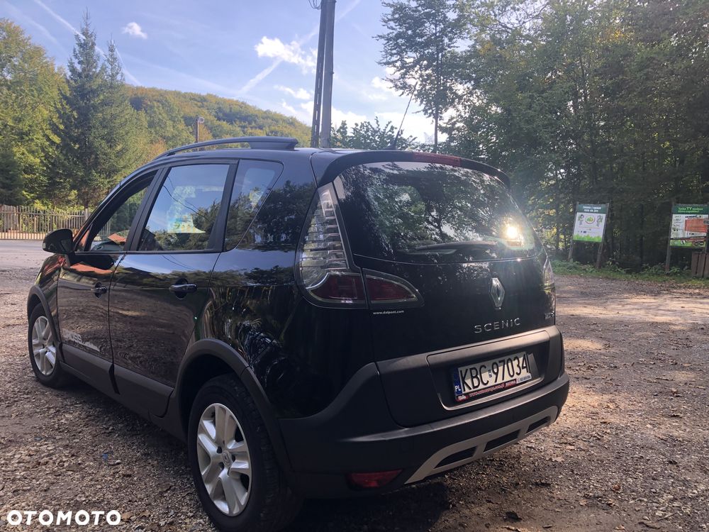 Renault Scenic dCi 110 Xmod Paris - 12