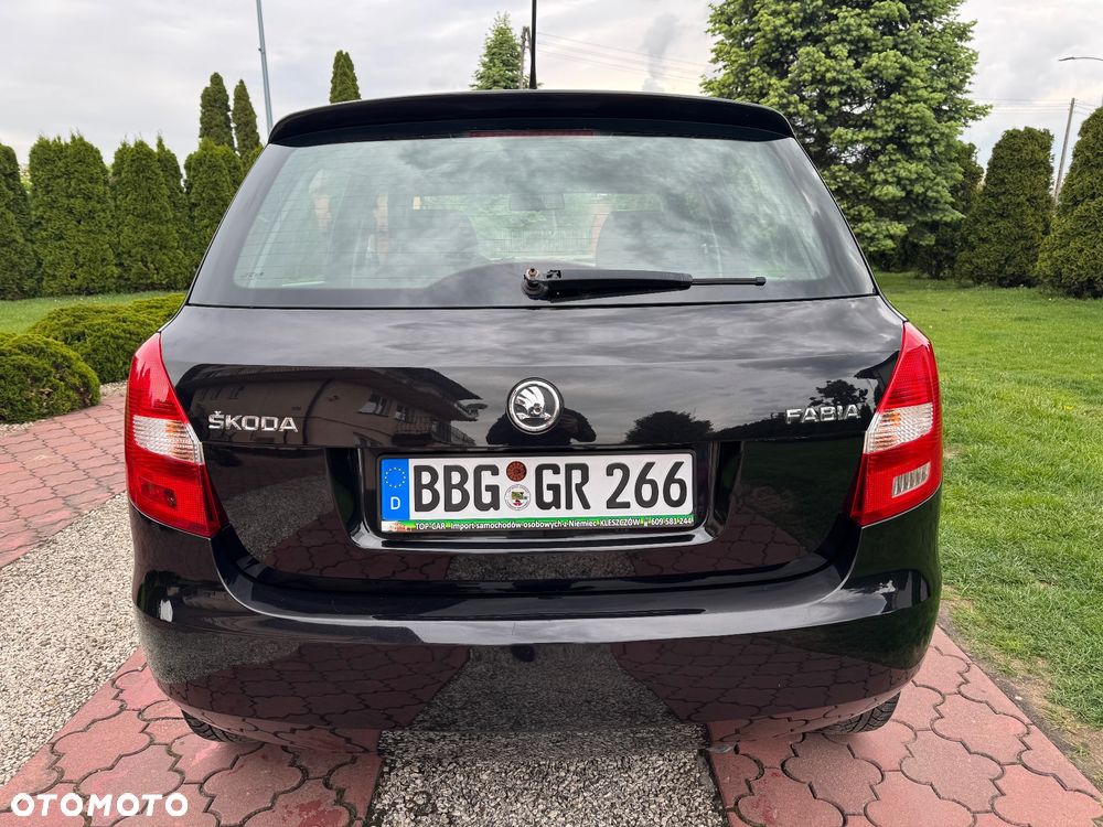 Skoda Fabia 1.2 12V Ambiente + - 8