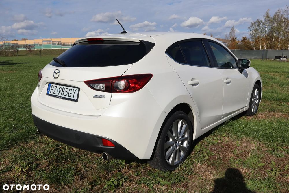 Mazda 3 - 5