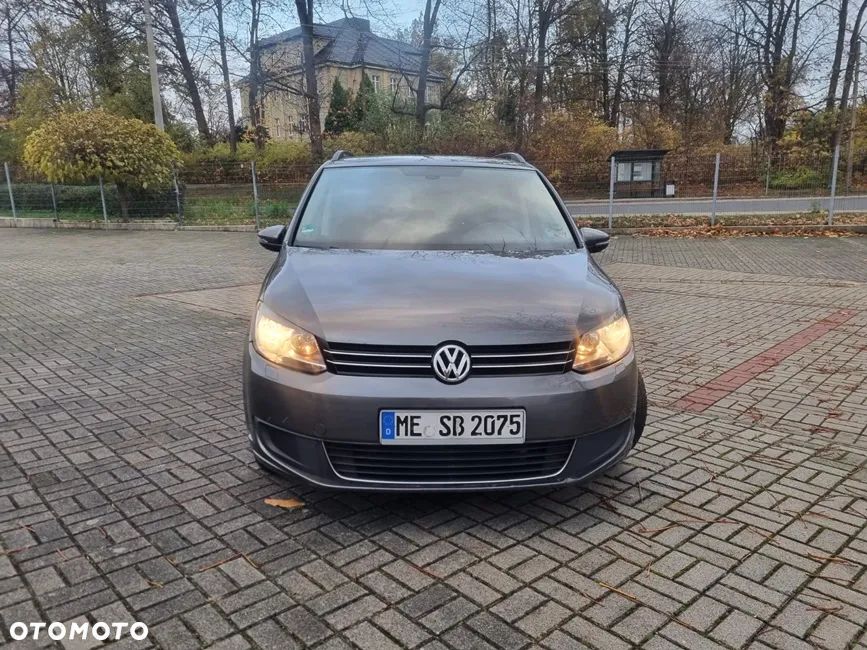 Volkswagen Touran 2.0 TDI Highline - 9