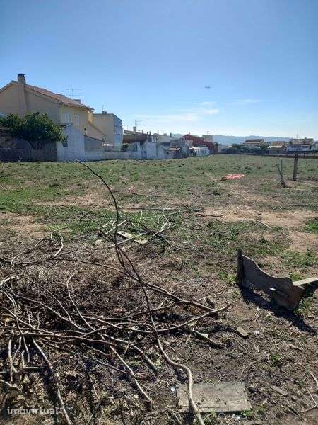 Aluga se terreno ou vende se - Grande imagem: 2/2