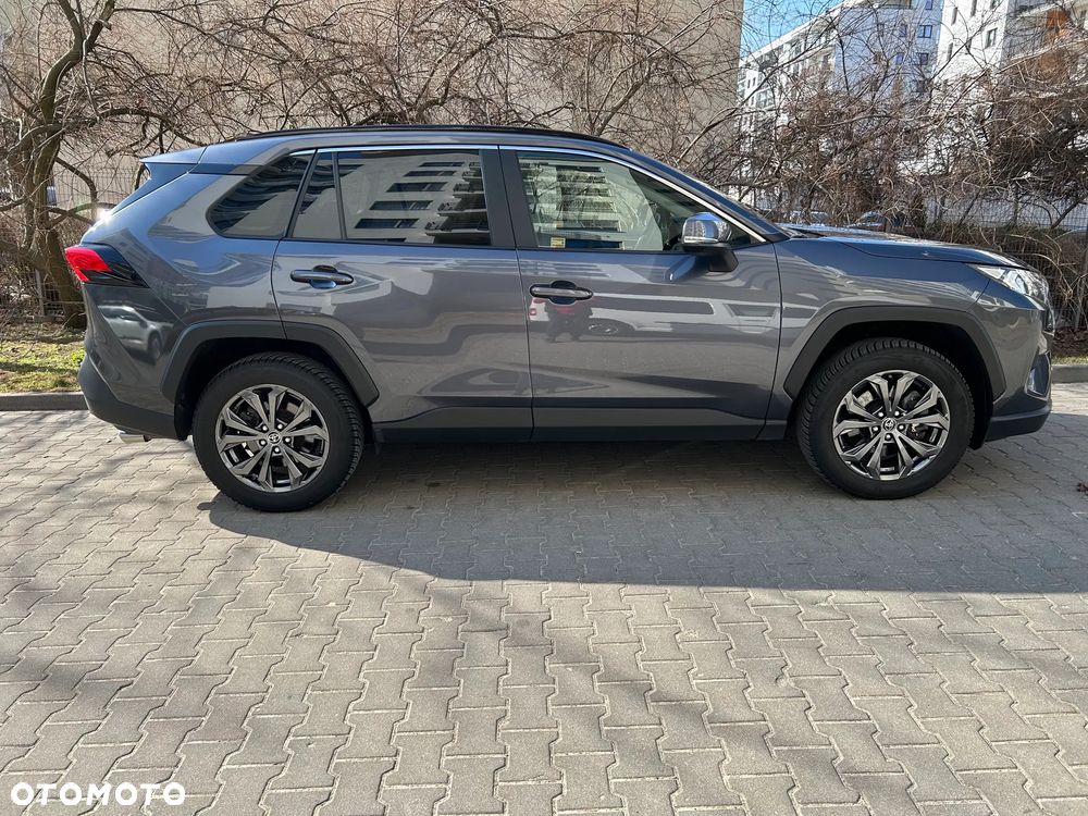 Toyota RAV4 - 7