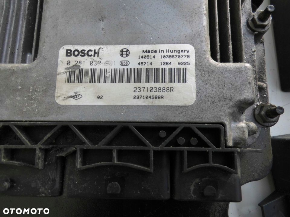 Renault Trafic III 1,6 DCI sterownik 237103888R - 2