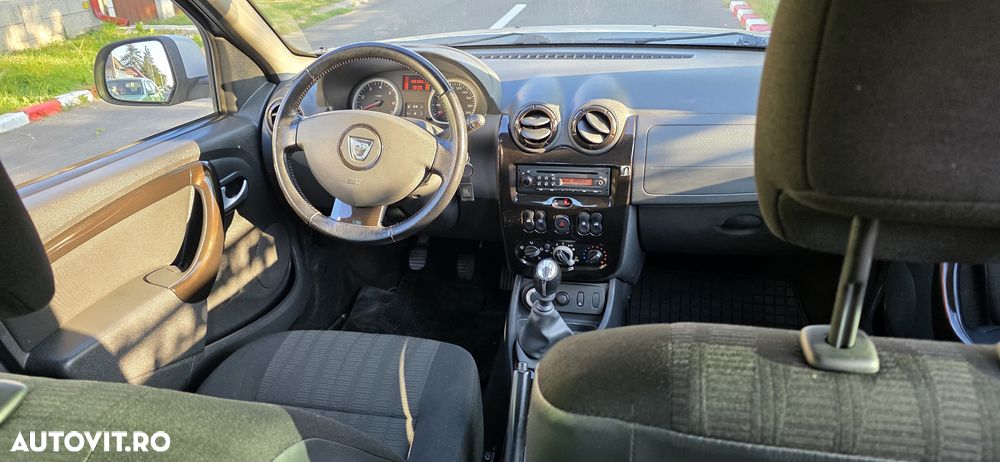 Dacia Duster dCi 110 FAP 4x4 Laureate - 9