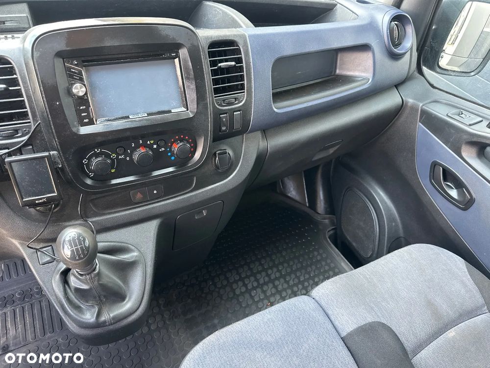 Opel VIVARO - 19