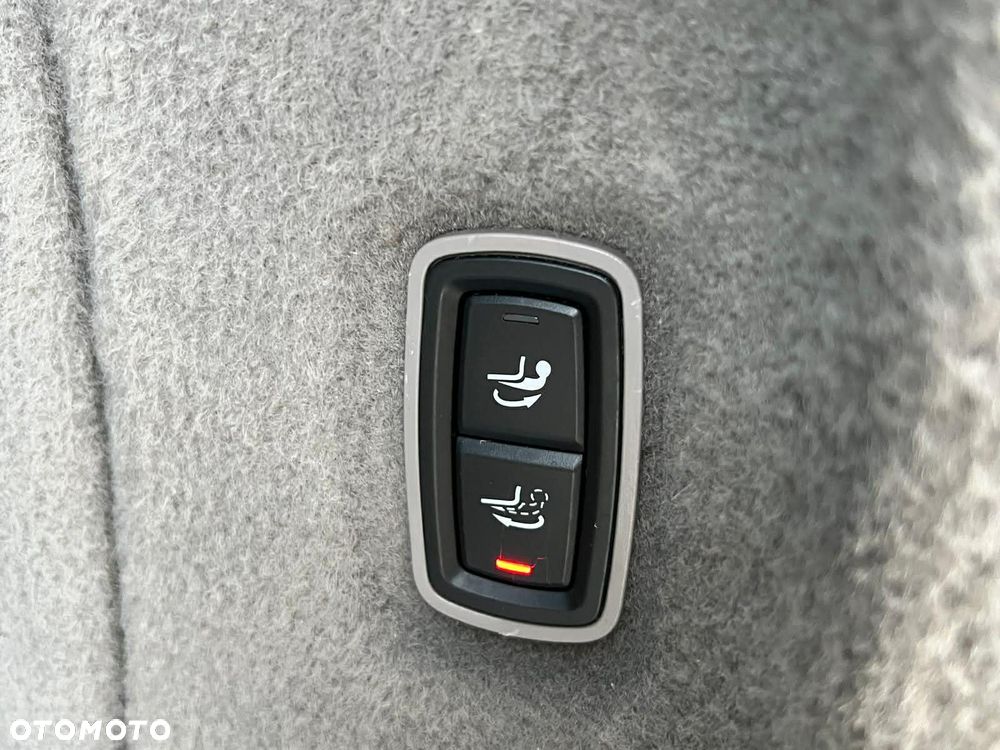 Porsche Cayenne Turbo Tiptronic S - 40