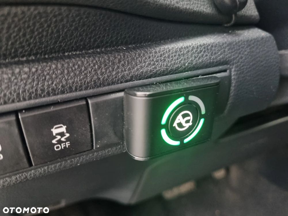 Toyota Corolla 1.8 Hybrid Executive - 27