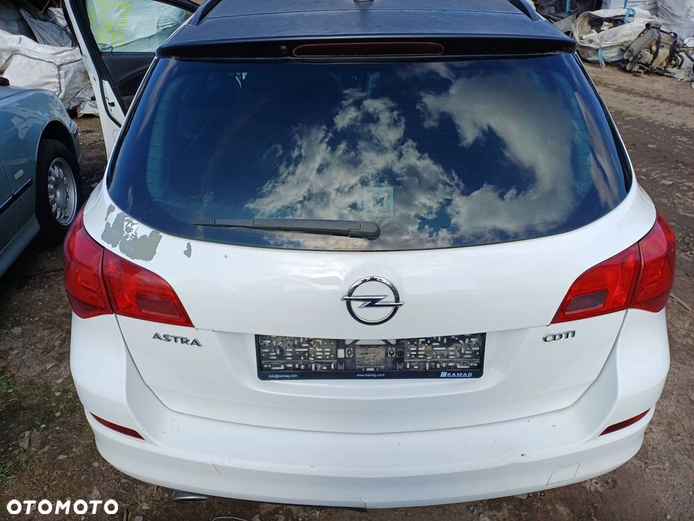 KOMPLETNY TYŁ ZDERZAK KLAPA BAGARZNIKA OPEL ASTRA J Y40R - 1