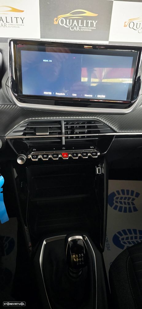 Peugeot 2008 1.2 PureTech Allure - 6