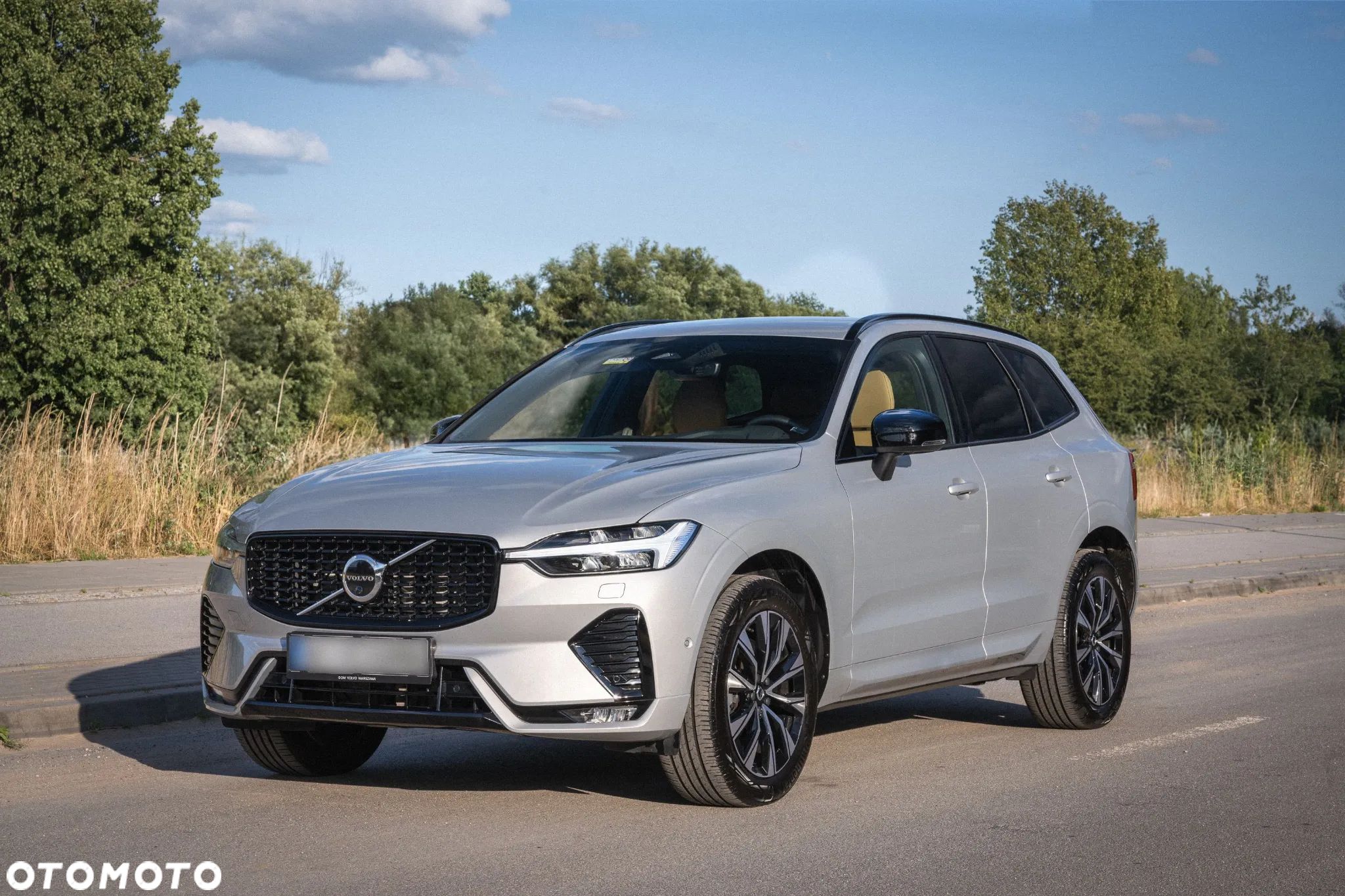 Volvo XC 60 B5 B AWD Plus Dark - 1