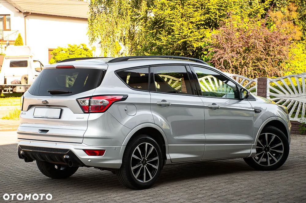 Ford Kuga 1.5 EcoBoost FWD ST-Line ASS MMT6 - 7
