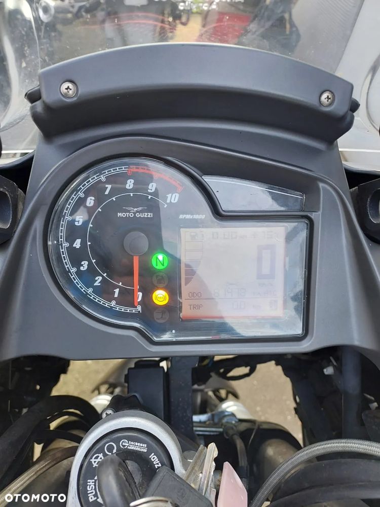 Moto Guzzi Stelvio - 21