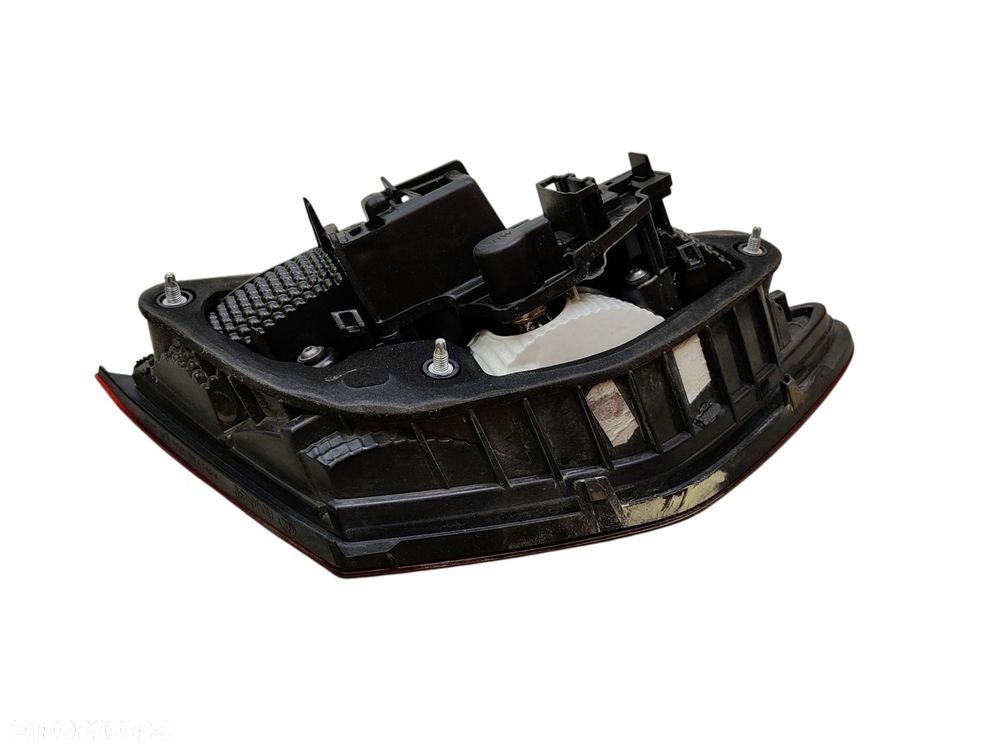 LAMPA PRAWY TYŁ TYLNA W KLAPE LED SEAT LEON III HB (12-16) - 3