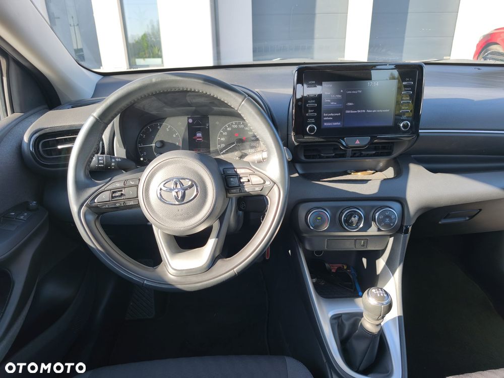 Toyota Yaris 1.5 Comfort - 10