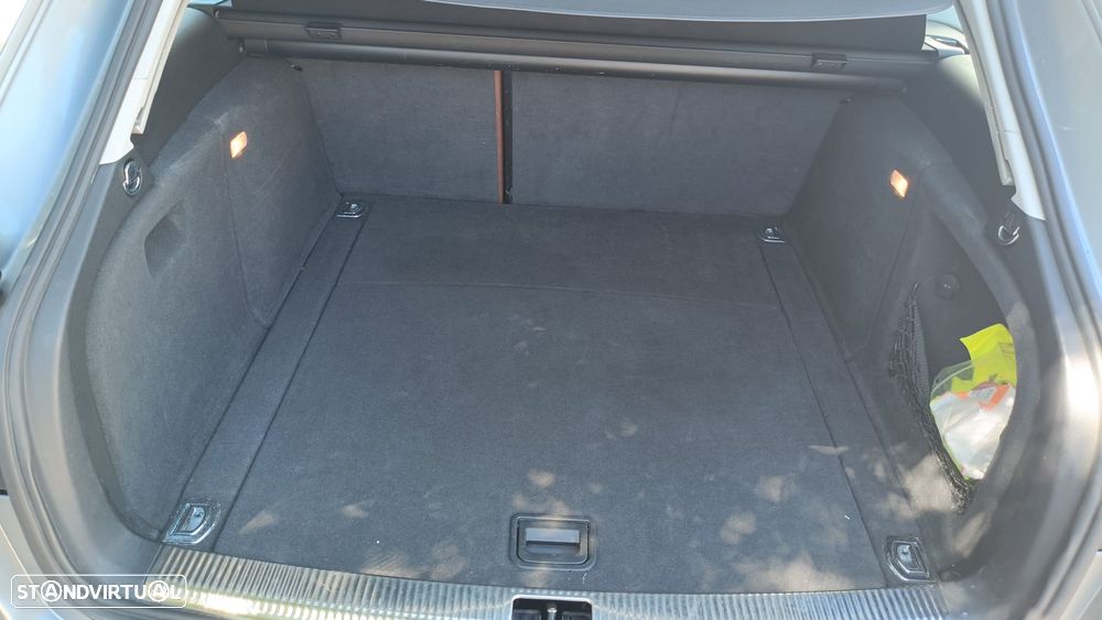 Audi A4 Avant 2.0 TDI Advance Multitronic - 9