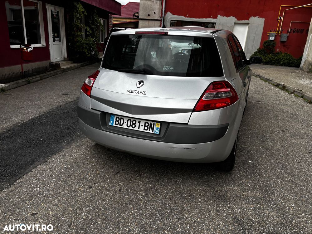 Renault Megane 1.5 dCi Dynamique - 6