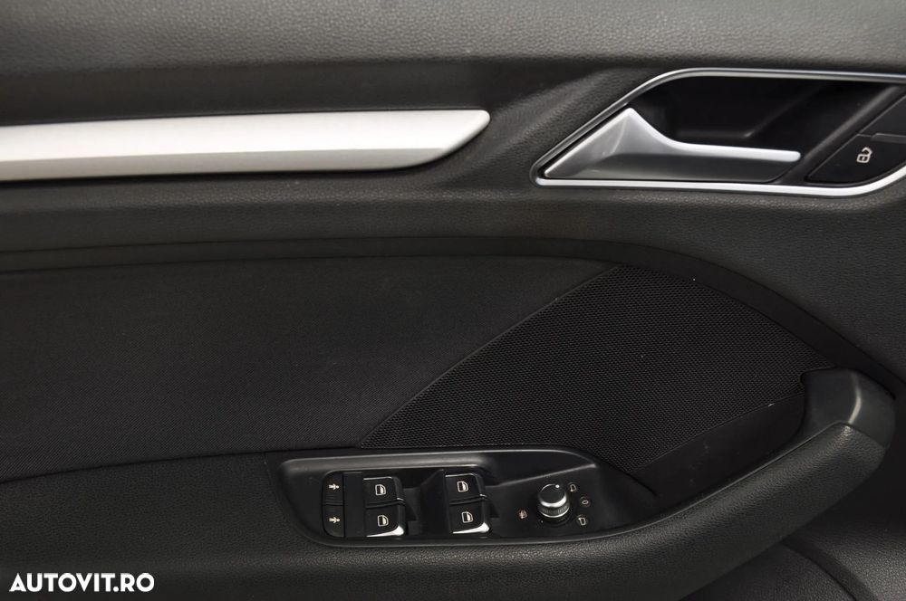 Audi A3 Sportback 1.2 TFSI Stronic Ambition - 11