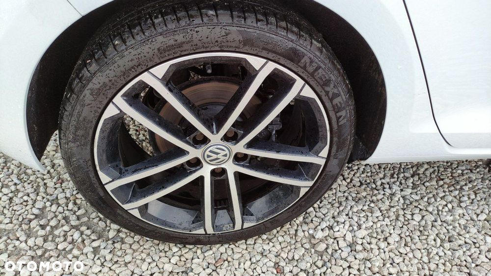 Volkswagen Golf 2.0 TDI (BlueMotion Technology) Comfortline - 24