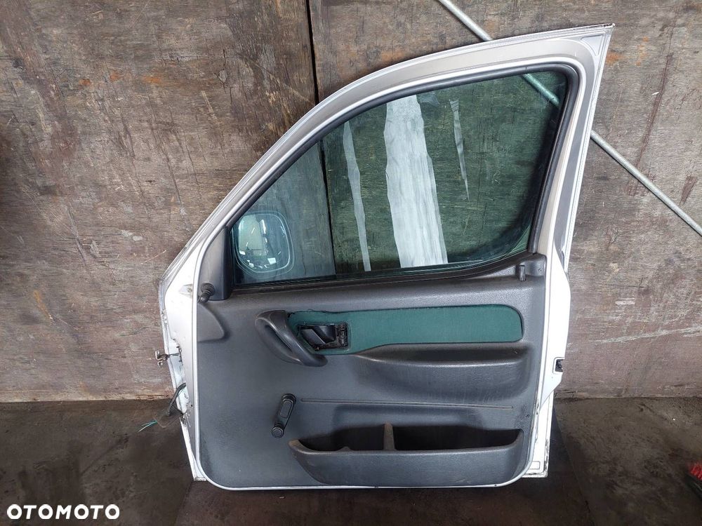 DRZWI KOMPLETNE PRAWY PRZÓD PEUGEOT PARTNER I BERLINGO I EYCC - 4