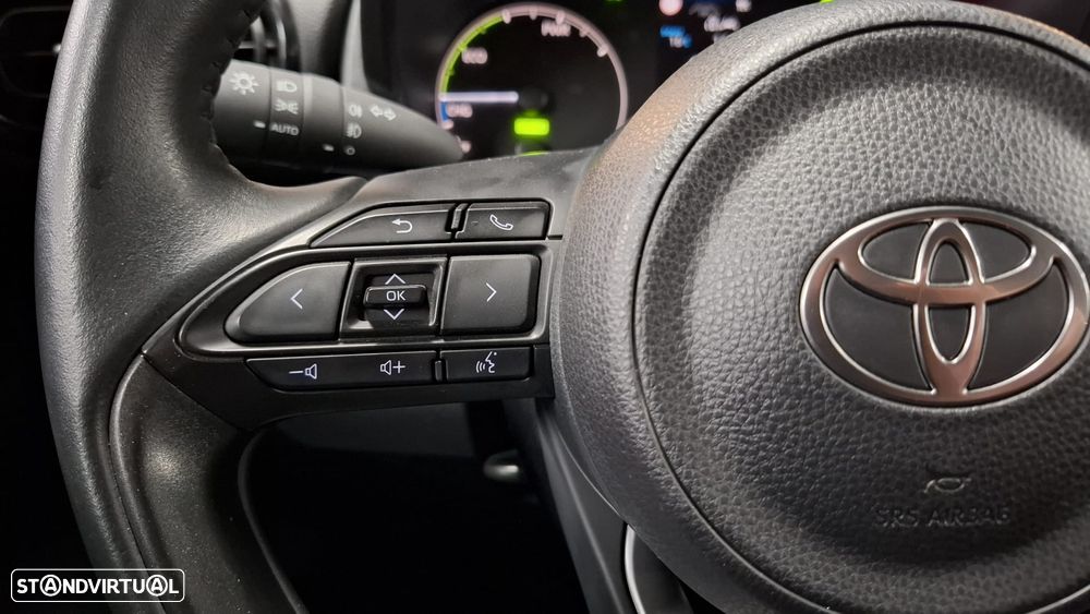 Toyota Yaris 1.5 HDF Comfort Plus - 13