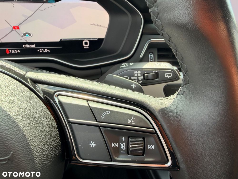 Audi A4 Avant 40 TFSI S tronic S line - 16