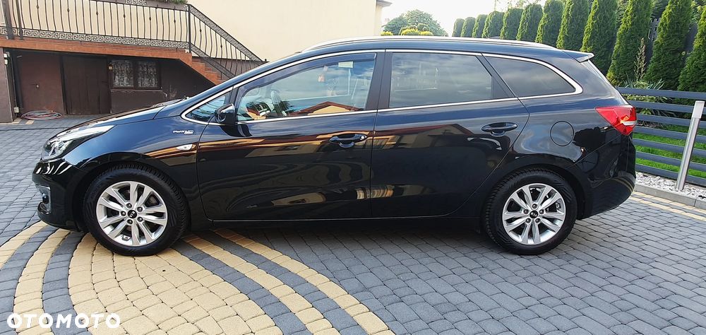 Kia Ceed 1.6 GDI Platinum Edition - 4