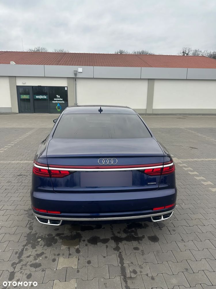 Audi A8 - 3