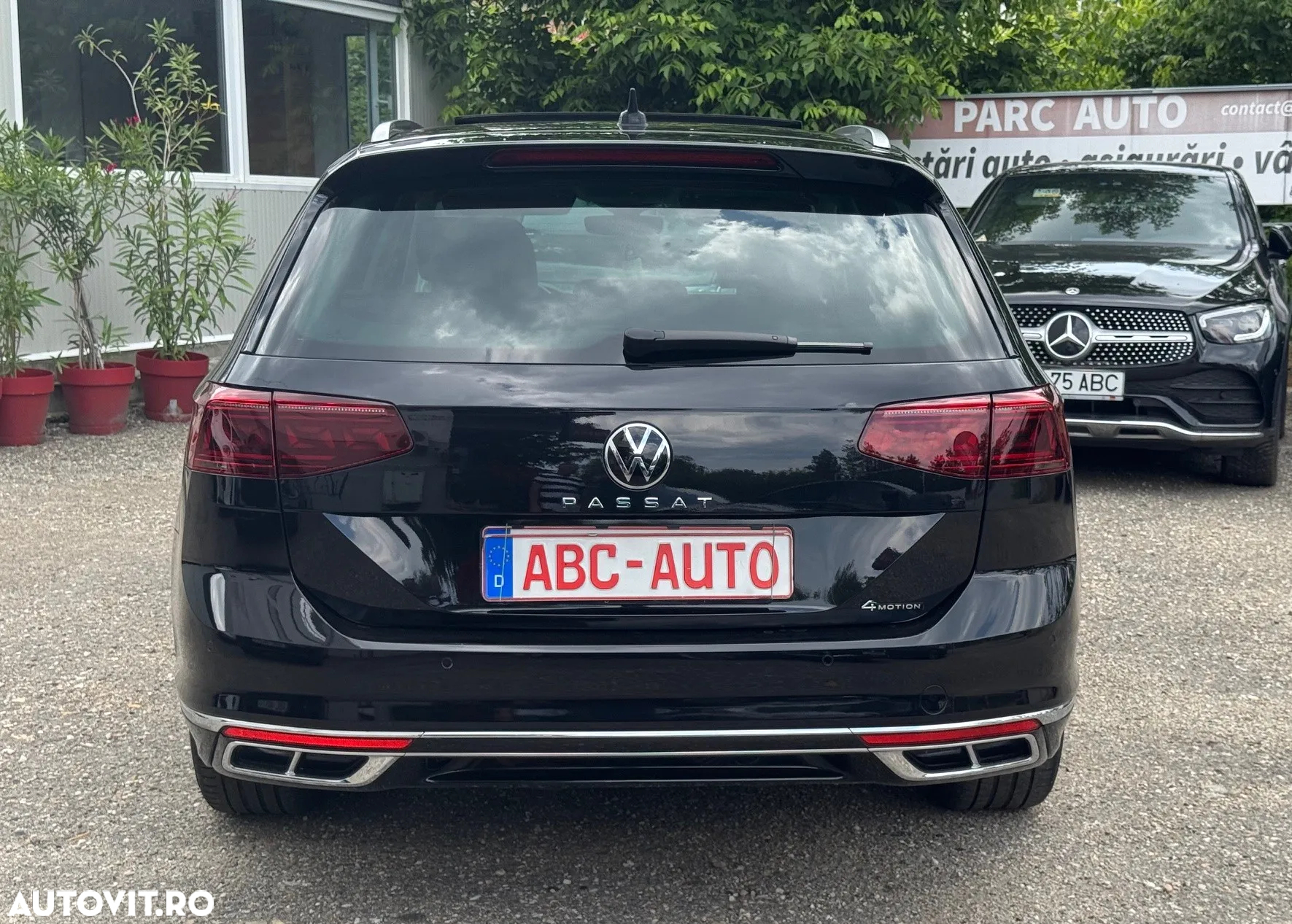 Volkswagen Passat Variant 2.0 TDI 4Mot DSG Highline - 13