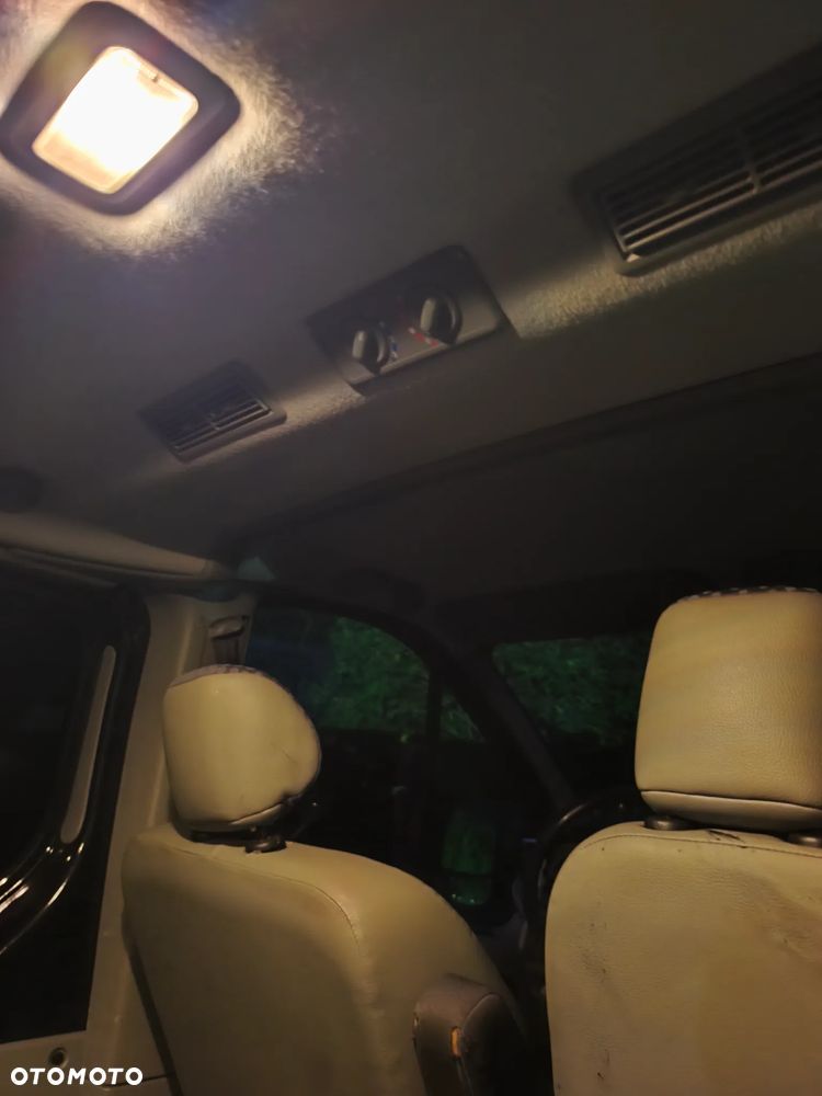 Renault Trafic - 13