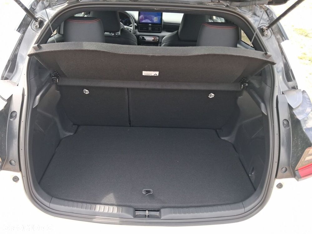 Toyota Yaris - 12