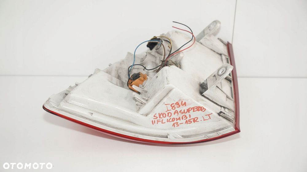 LAMPA LEWY TYŁ TYLNA SKODA SUPERB II 2 13-15R KOMBI - 5