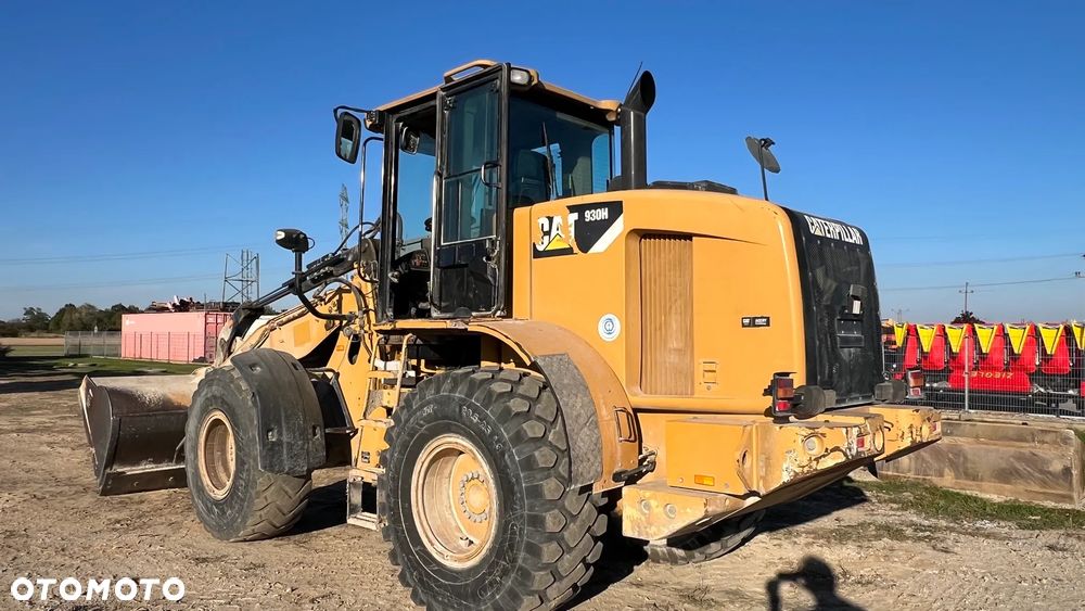 Caterpillar 2011r Ładowarka CAT 930H - 7