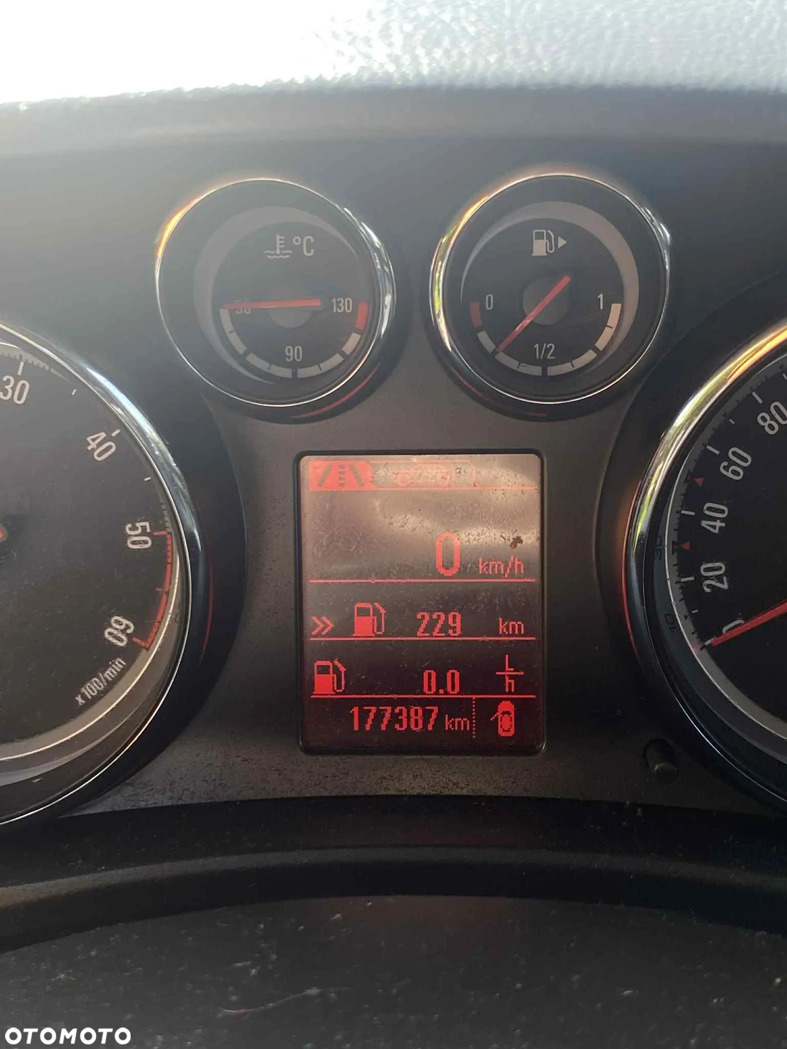 Opel Meriva - 8